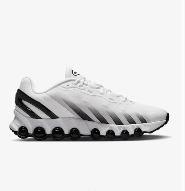 Nike Air Max DN 8 Panda